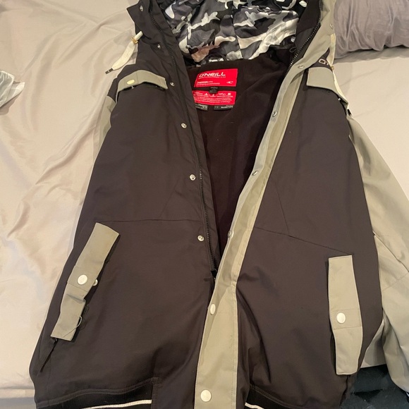 O’Neill Snowboard Jacket - Picture 2 of 3